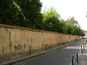 rue Rousselet, mur entourant un parc